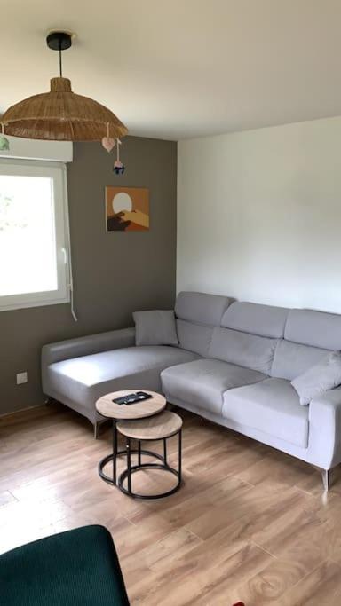 Appartement Lumineux De 60M2 Guer Esterno foto